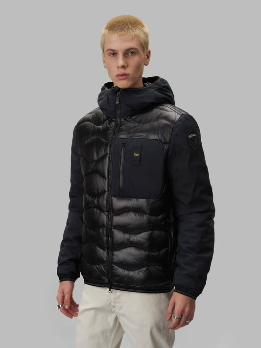 Monochromatic Wave Quilted Down Jacket