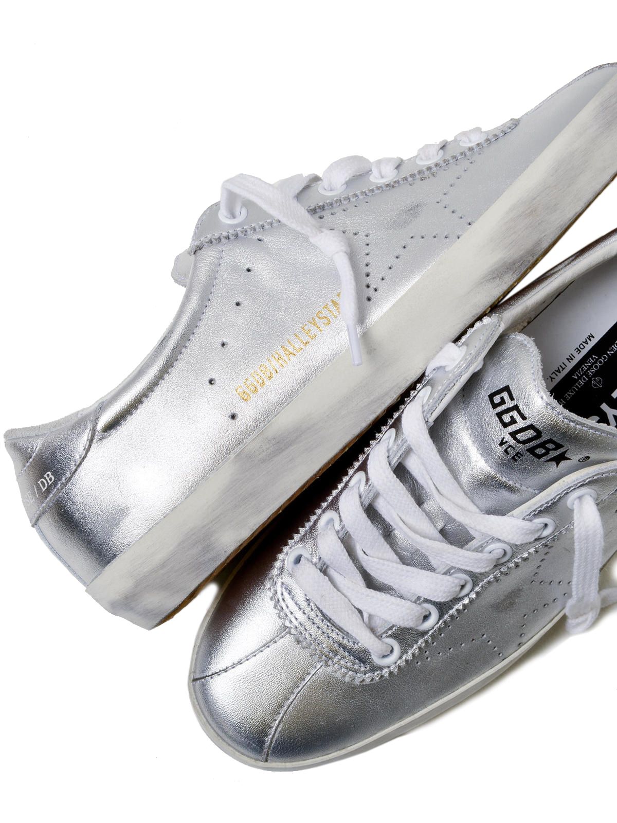 Elegant Silver Patent Sneakers for Men