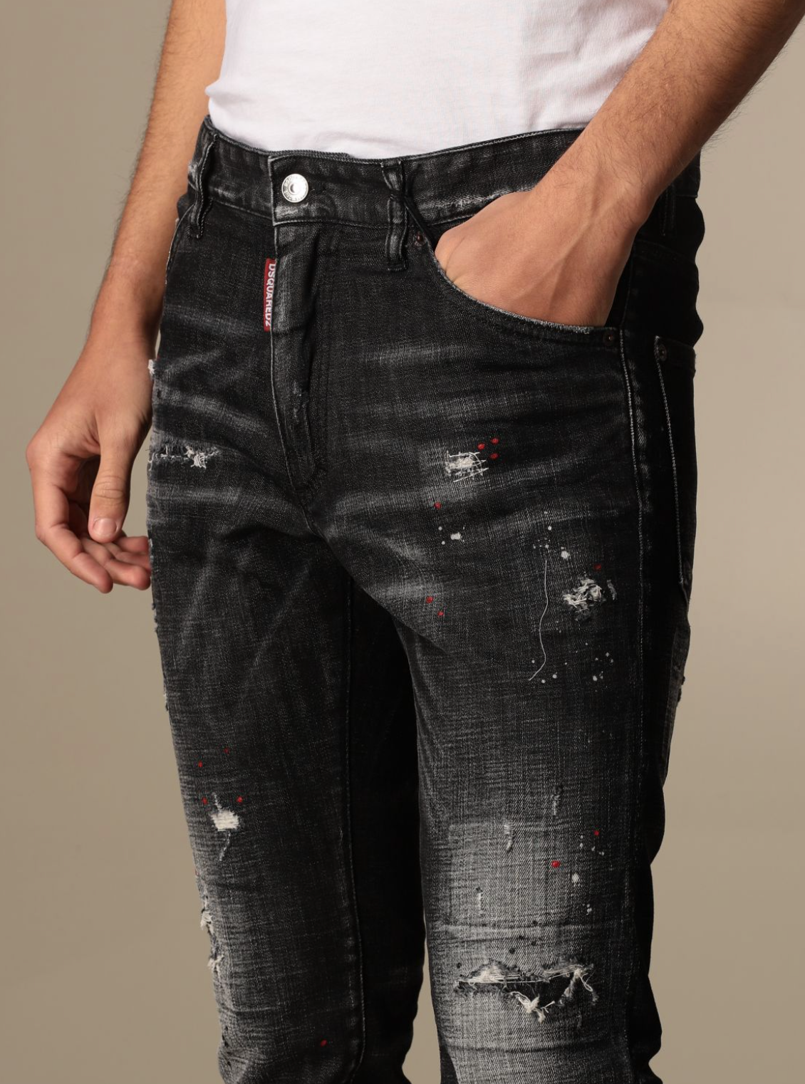 Sleek Skater Stretch Jeans in Black