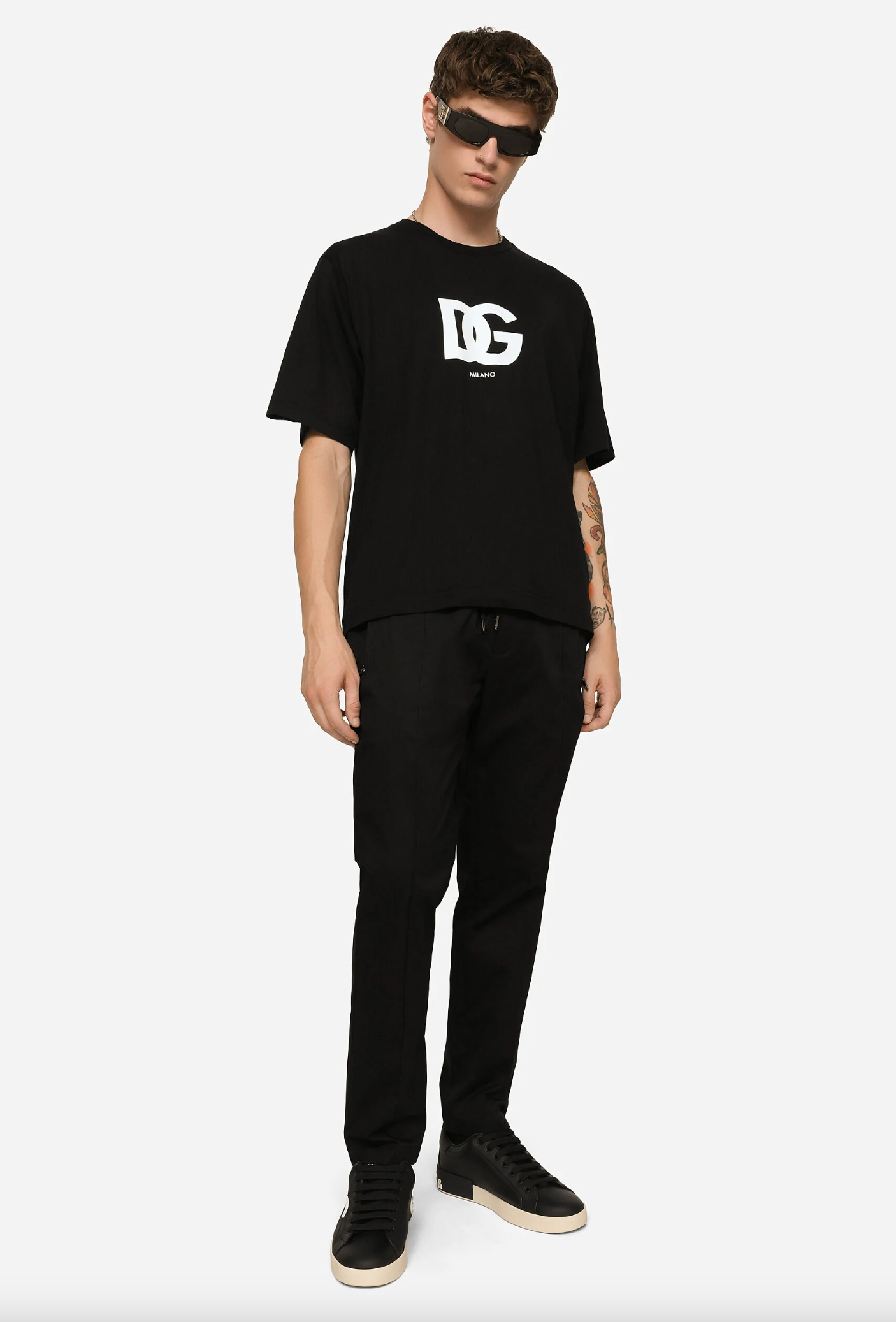 Elegant Black Logo T-Shirt - Pure Cotton