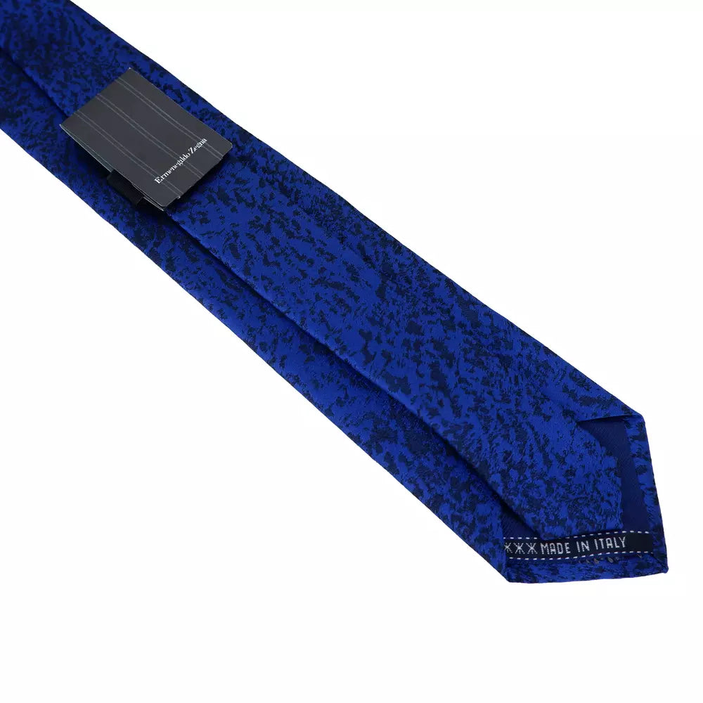 Elegant Silk Men's Tie in Blue