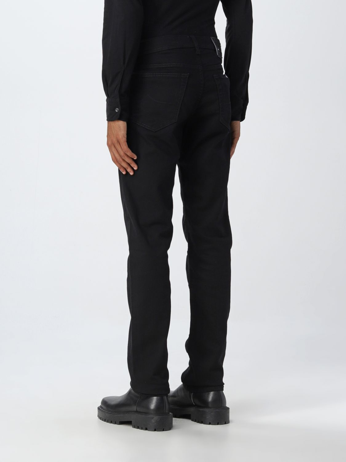 Sleek Black Slim Fit Denim Jeans