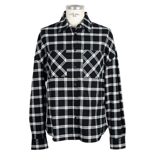 Trendy Tartan Button-Up Shirt with Contrast Logo