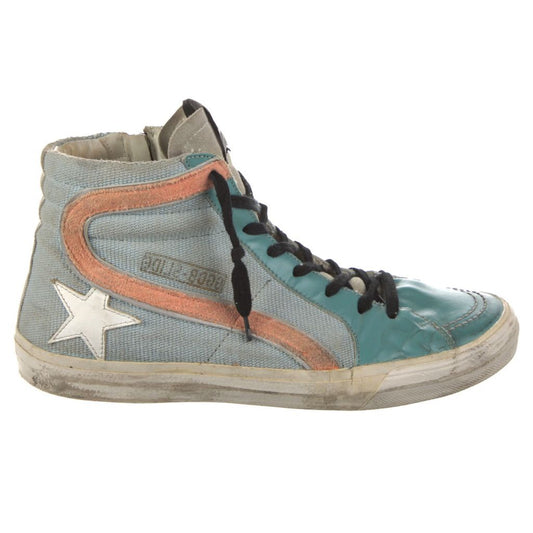 High-Top Sneaker Elegance with Star Logo