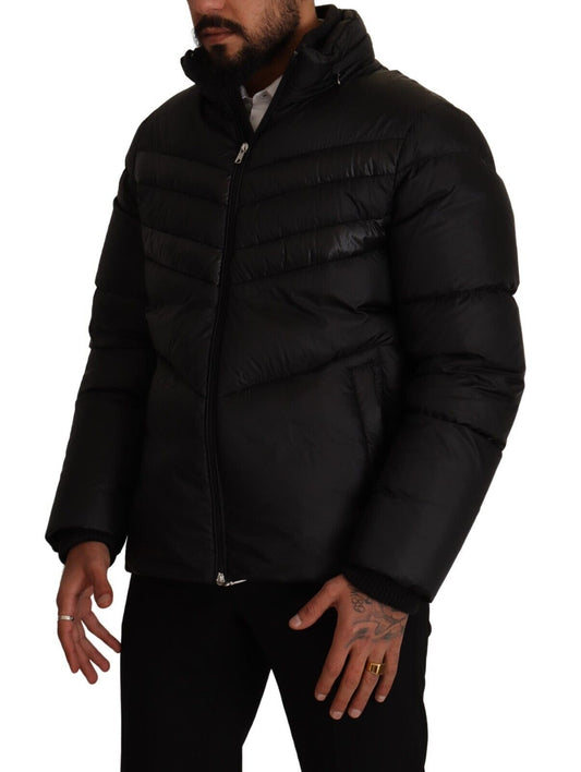 Sleek Black Puffer Jacket with Zipper Closure