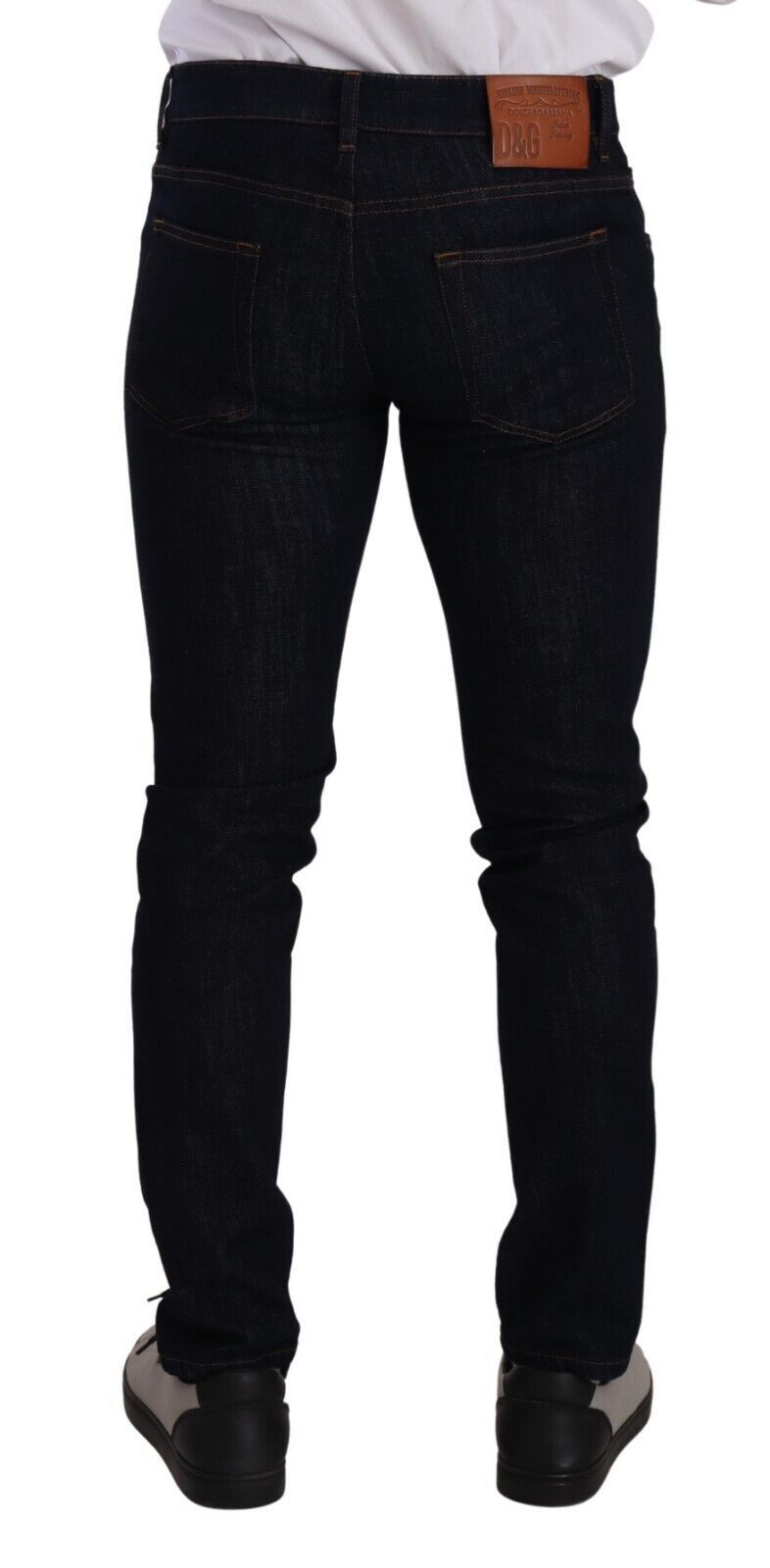 Elegant Slim-Fit Dark Blue Denim Jeans