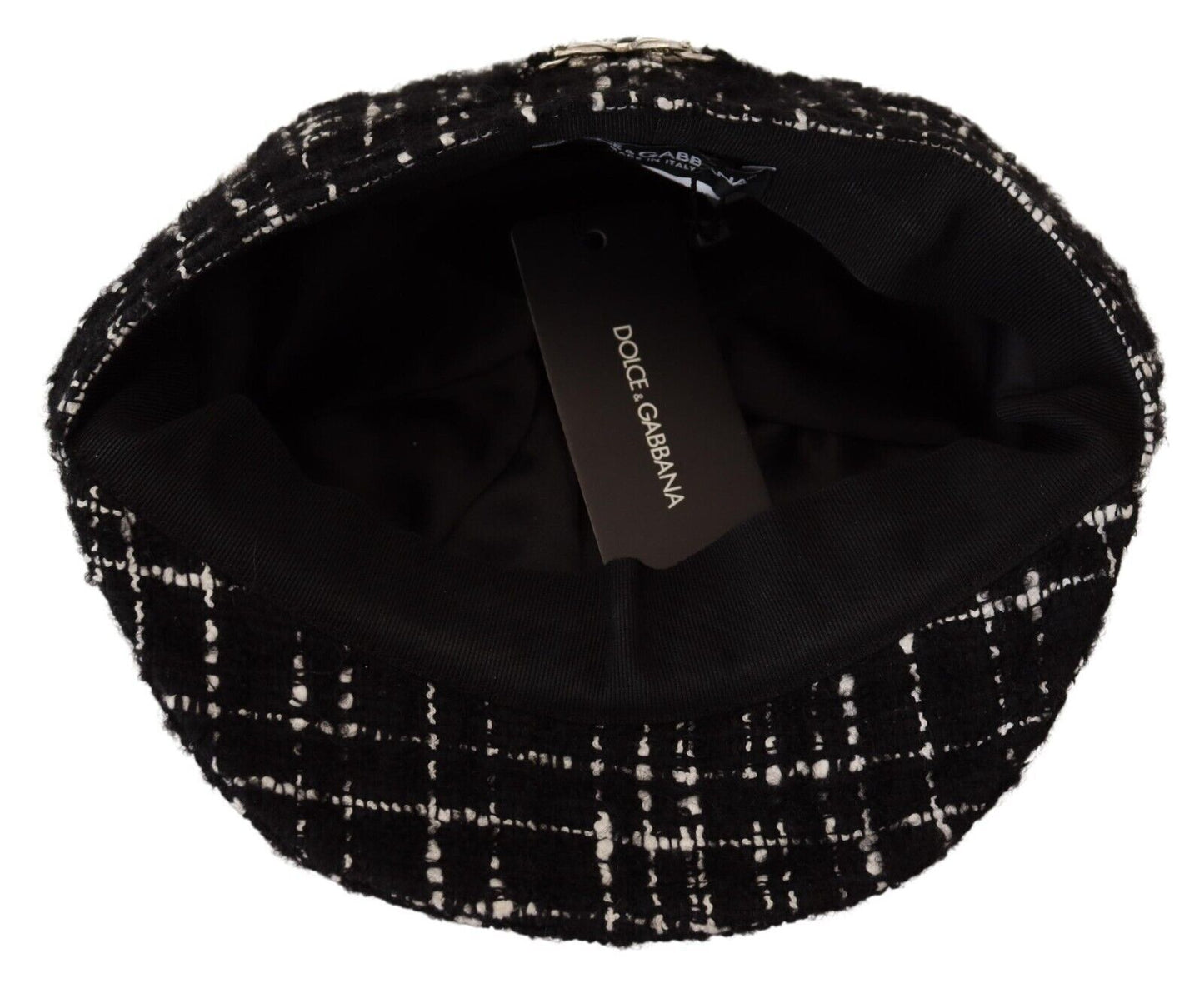 Chic Black Cabbie Hat with Luxurious Blend