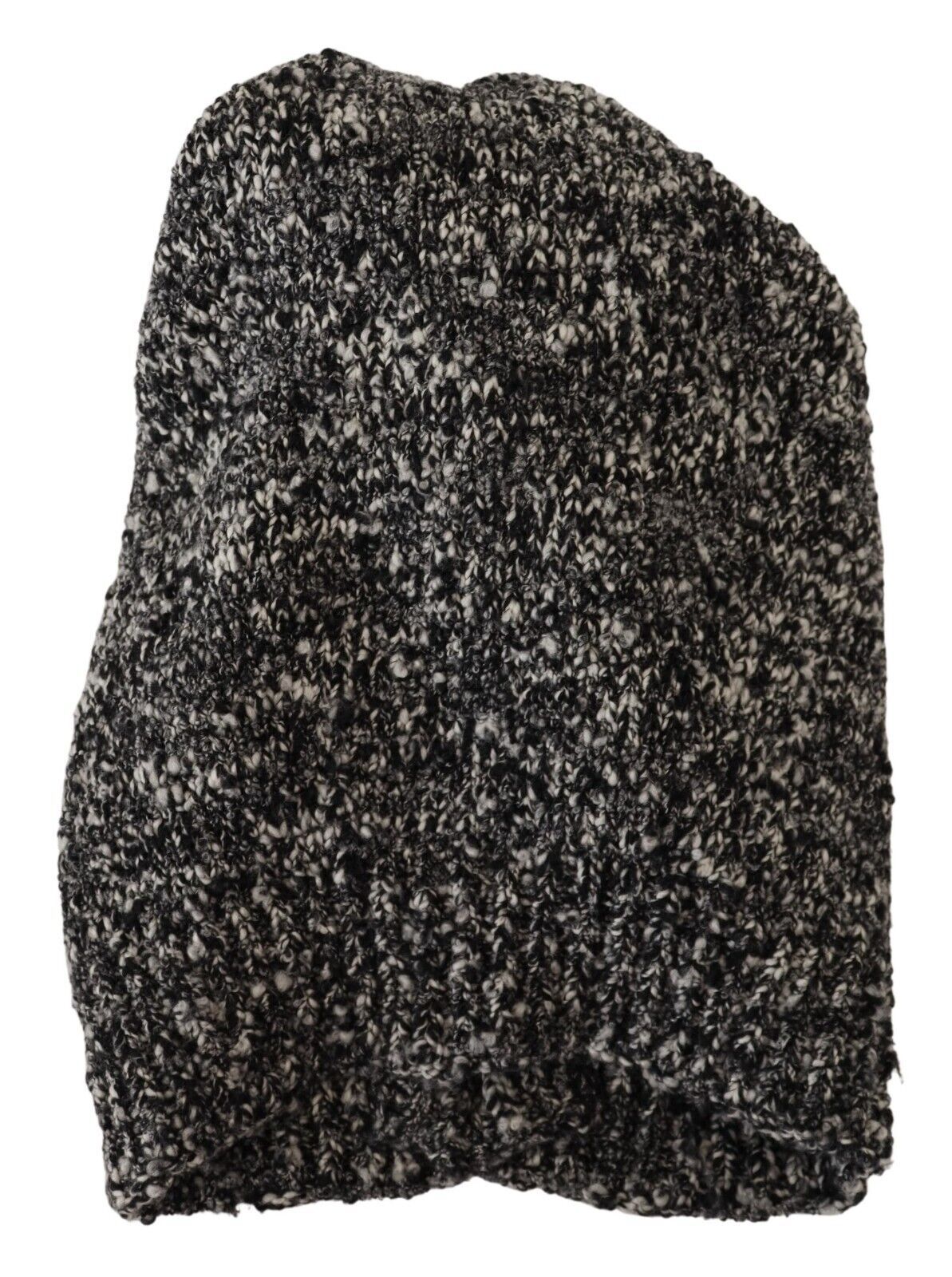 Chic Gray Virgin Wool Beanie Hat