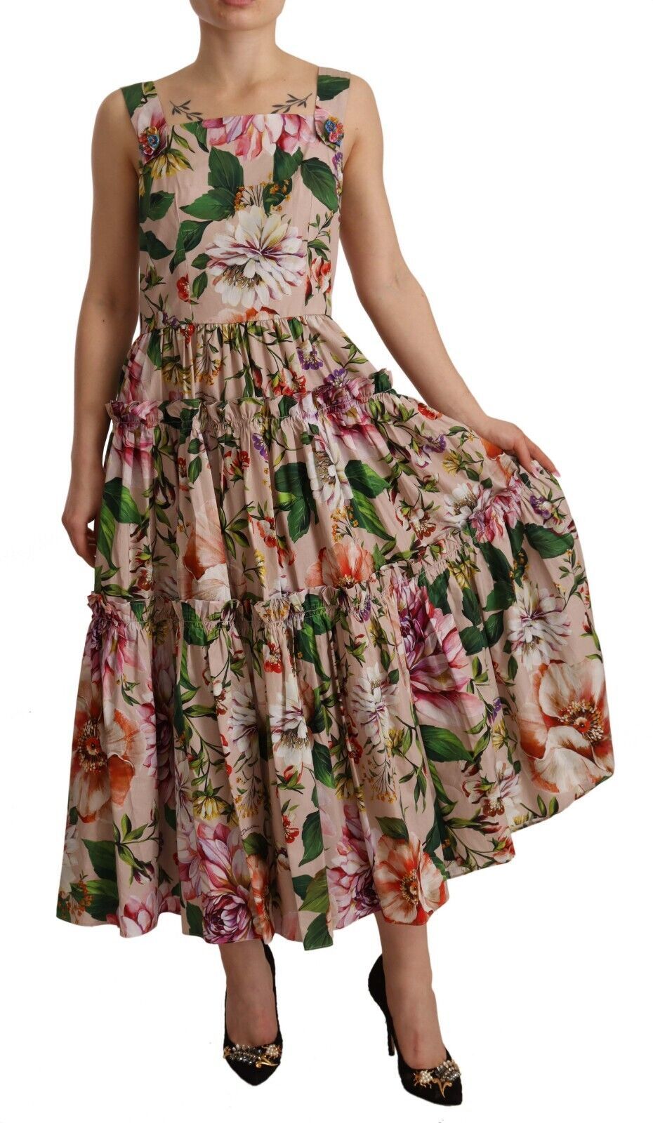 Elegant Floral Maxi Dress in Beige