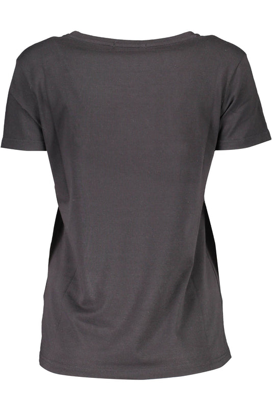 Chic Contrasting Embroidered Tee