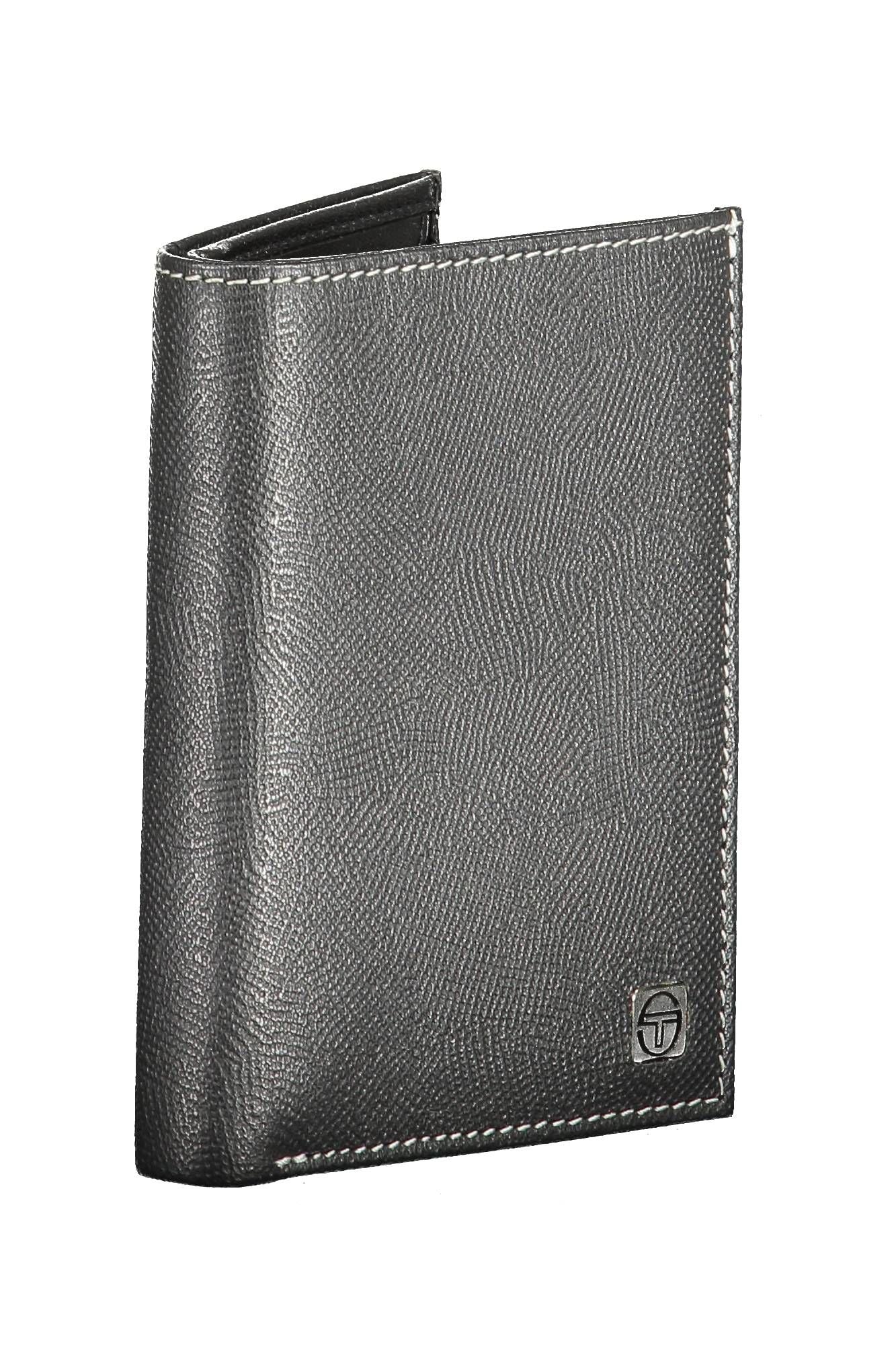 Elegant Leather Bifold Wallet with Secure Coin Pouch