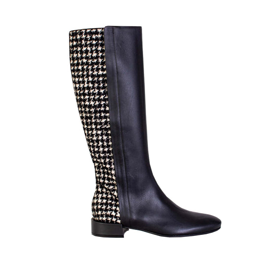 Elegant Black Leather Boots with Knit Detail