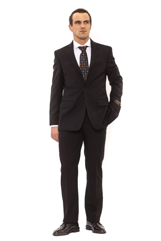 Elegant Classic Fit Suit with Modern Tailoring