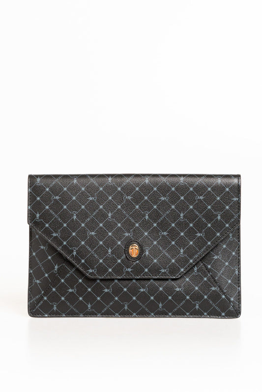 Elegant Monogram Clutch in Crespo Leather