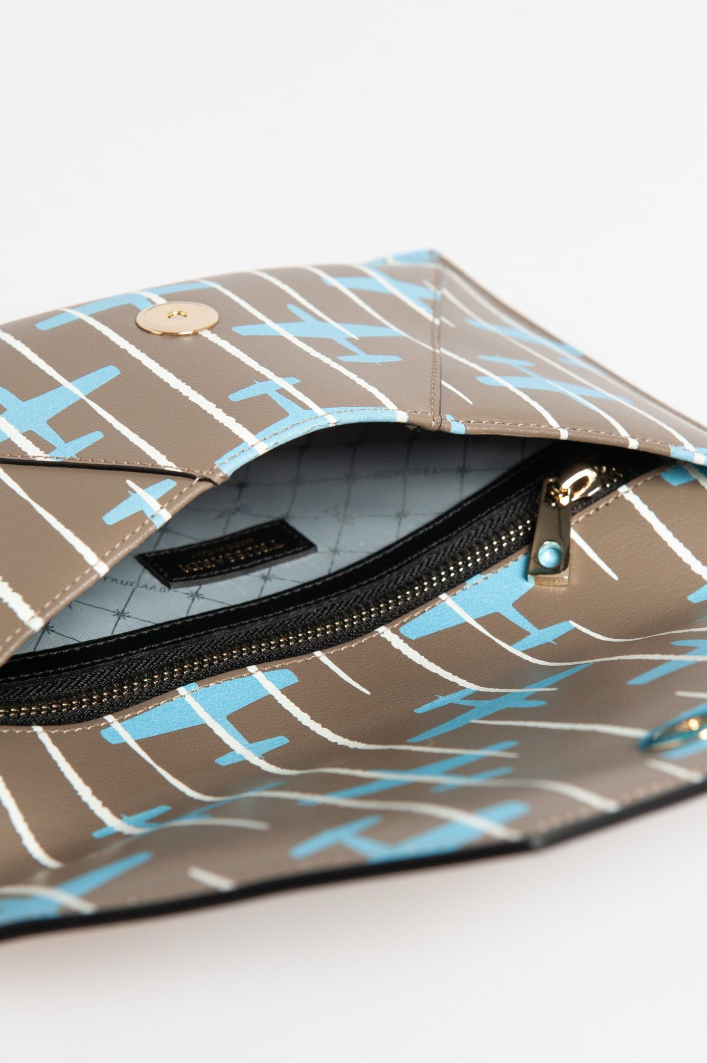 Elegant Crespo Clutch with Airplane Stripe Motif