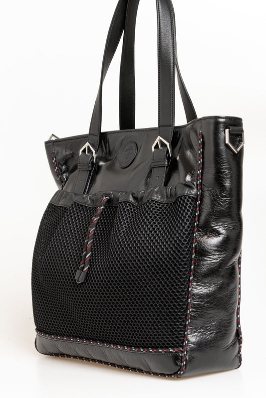 Sleek Black Leather Shoulder Bag