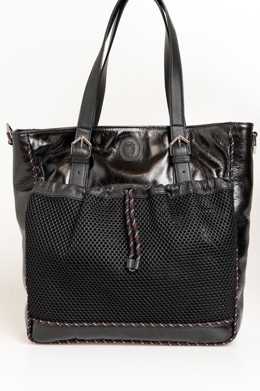 Sleek Black Leather Shoulder Bag