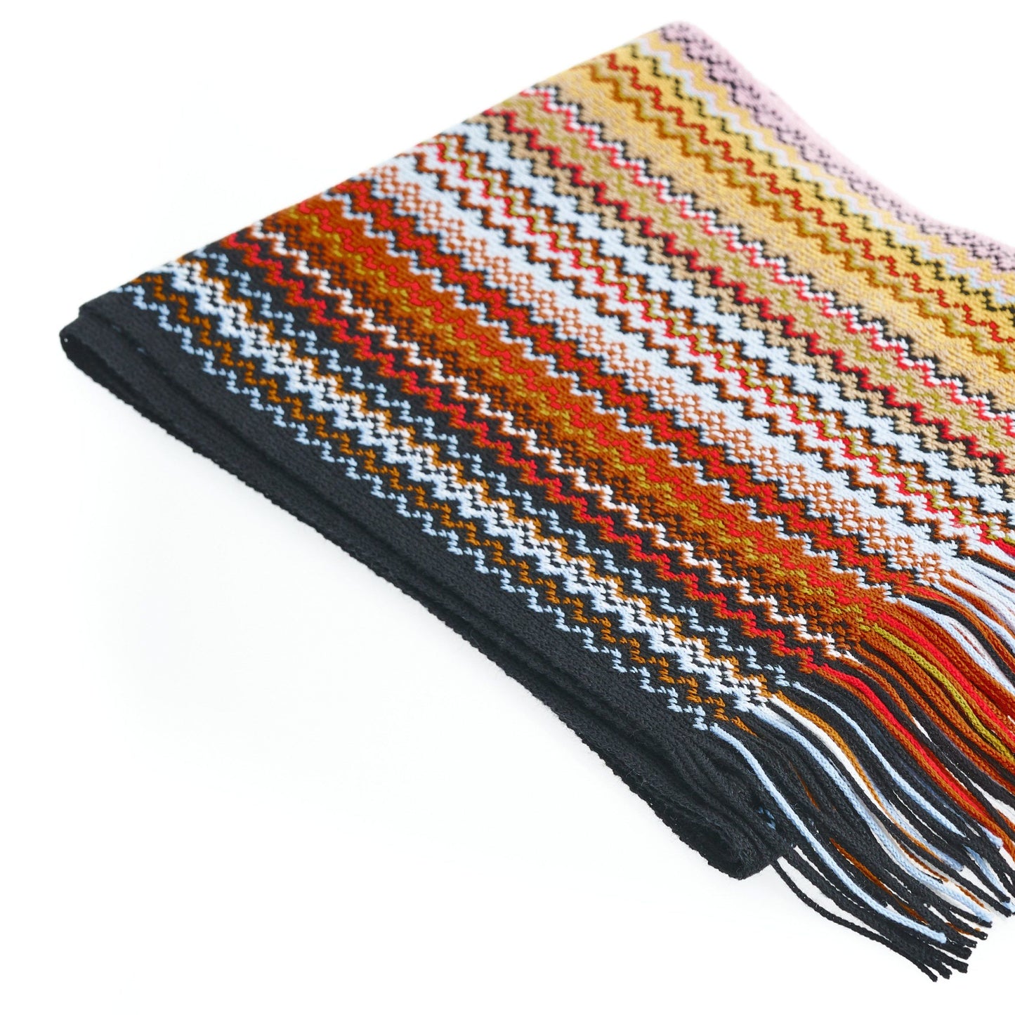 Chic Geometric Patterned Scarf with Fringes