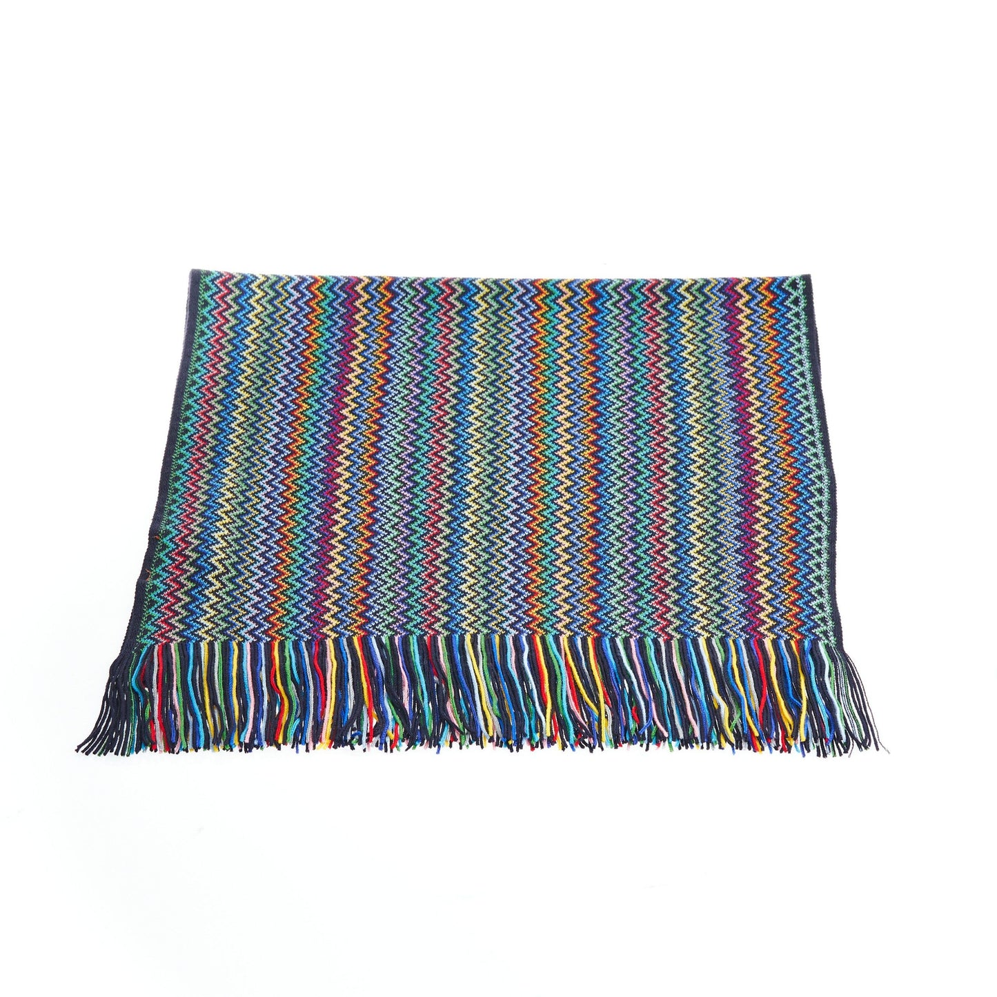 Geometric Pattern Fringed Scarf