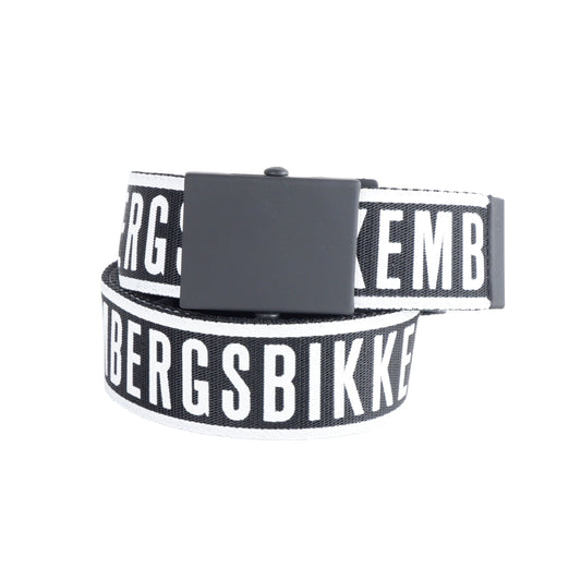 Sleek Black Man Belt - Timeless Elegance