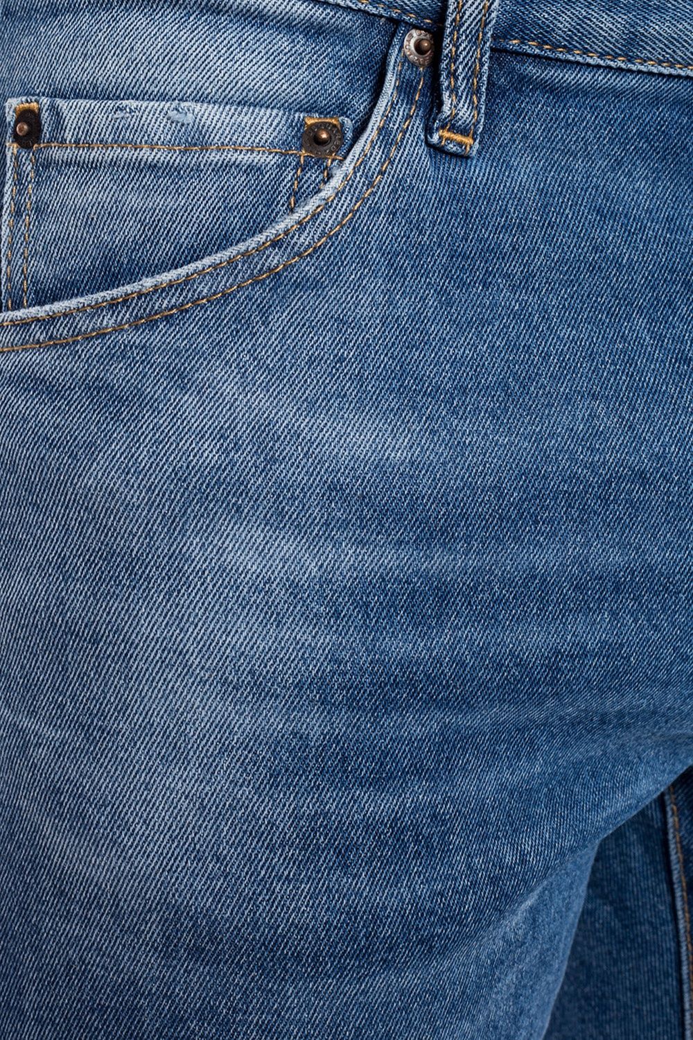 Chic Distressed Cool Guy Fit Jeans
