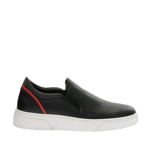 Sleek Black Leather Sneakers for the Modern Man