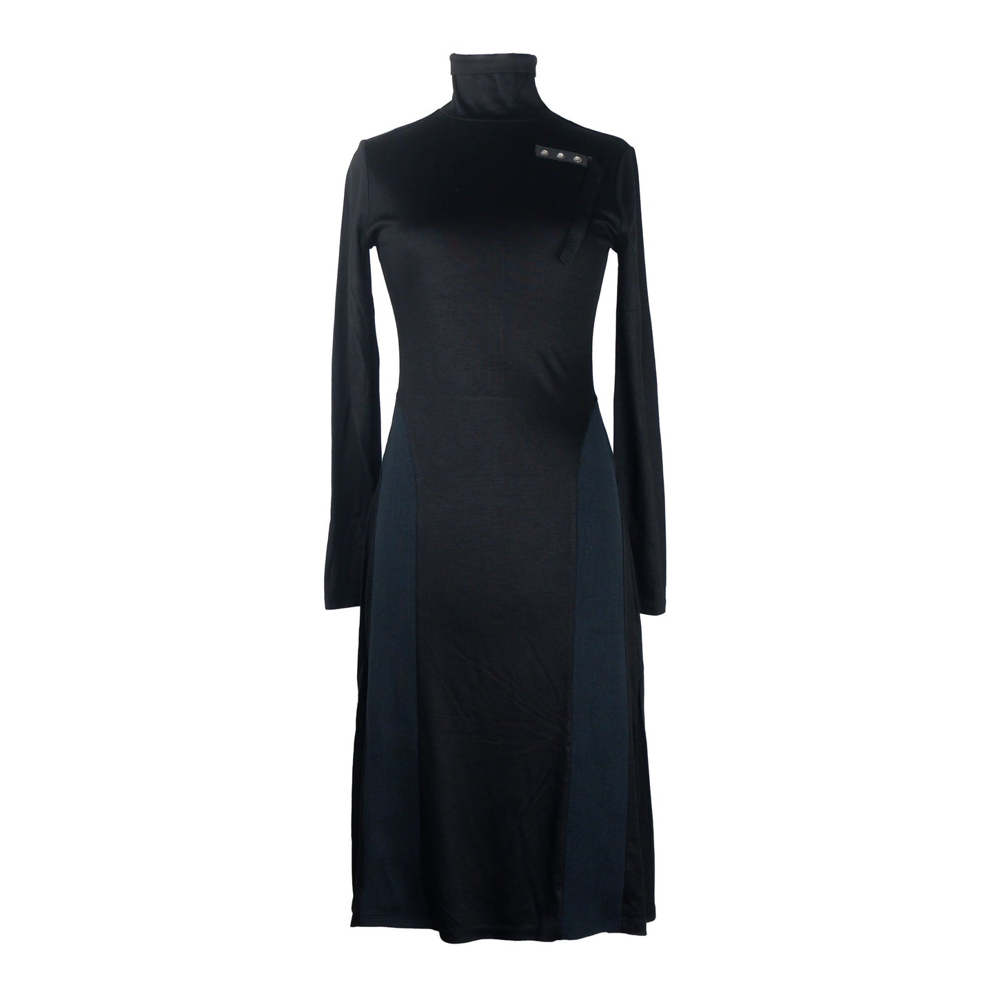 Elegant Long-Sleeved Dress with Eyelet Detail