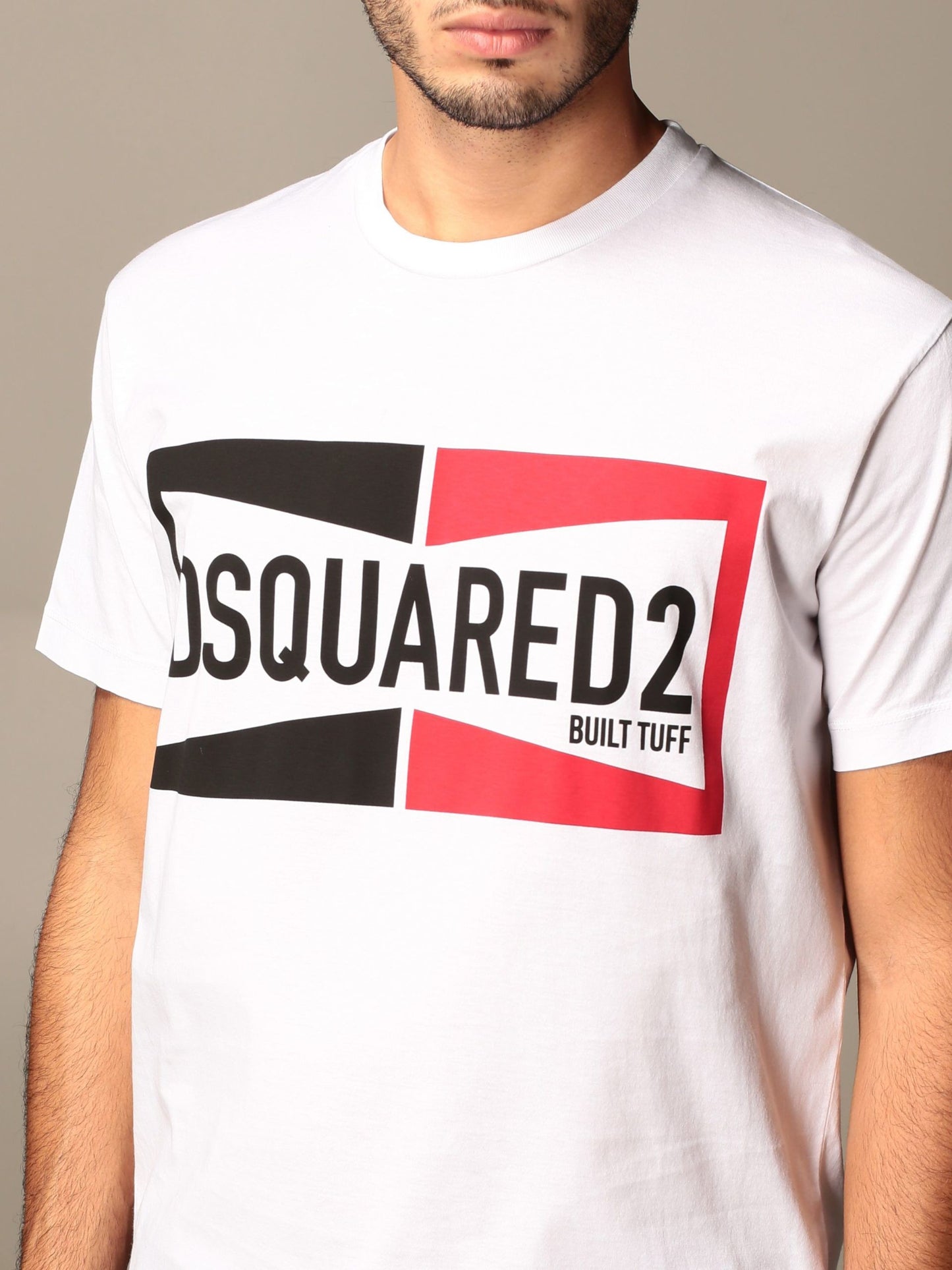 Chic White Cotton Tee with Graphic Accent