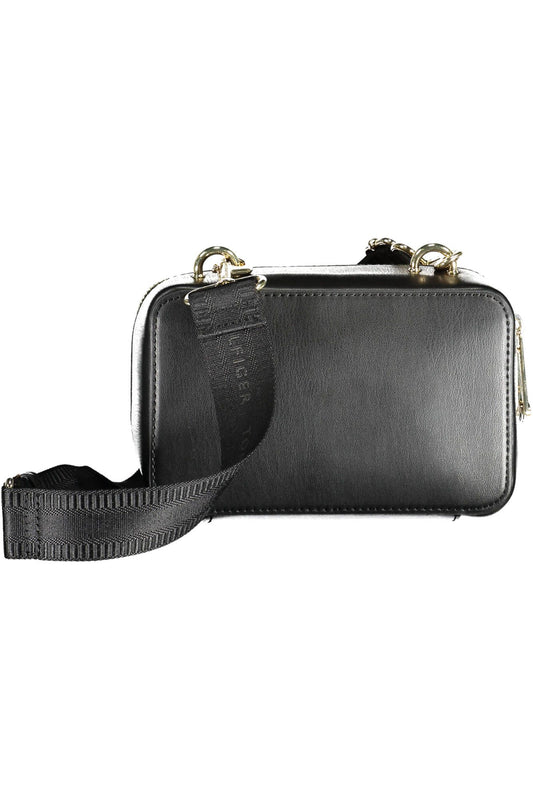 Elegant Shoulder Bag with Contrasting Accents