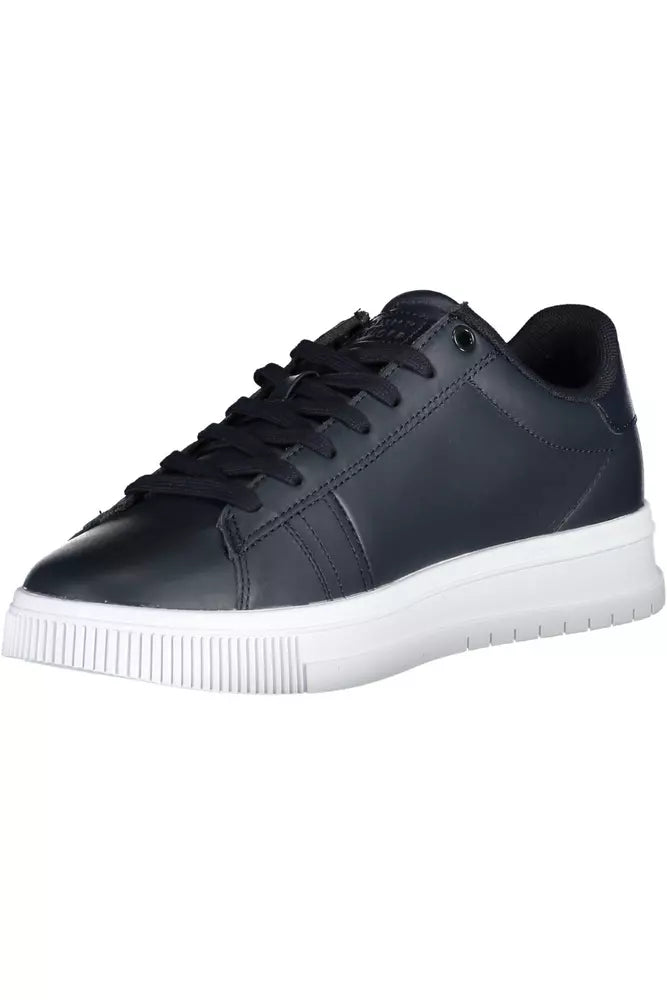 Sleek Blue Sneakers with Iconic Contrast Detail