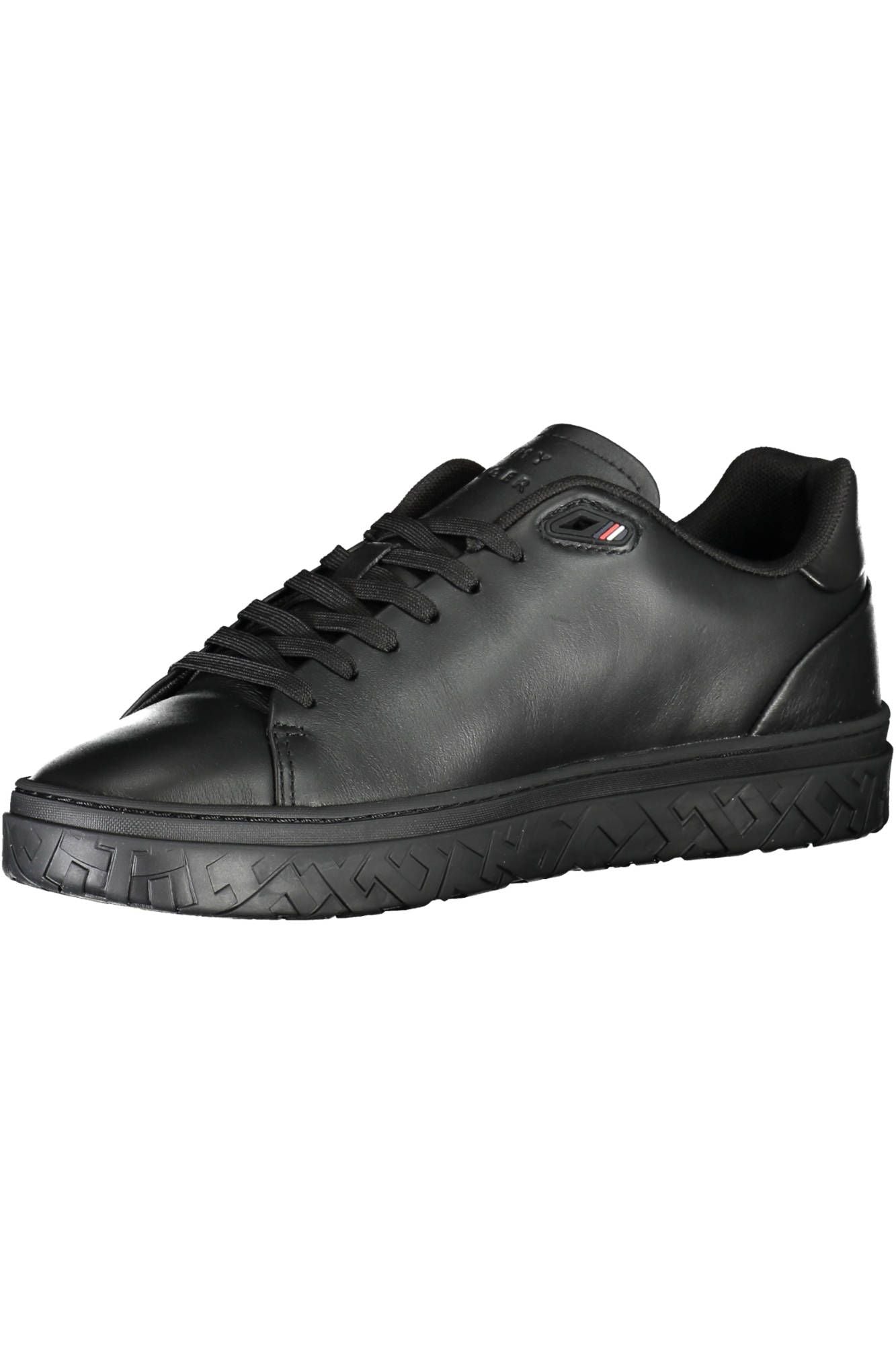 Sleek Black Sneakers with Contrasting Details