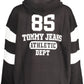 Chic Hooded Sweatshirt with Contrasting Print