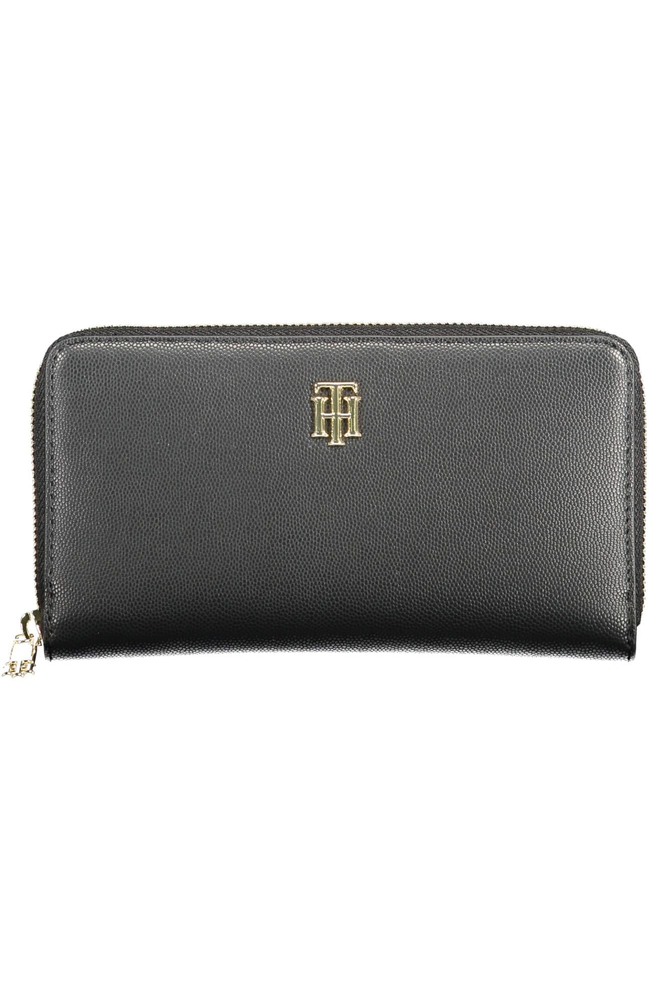 Chic Black Polyurethane Wallet with Logo Detail