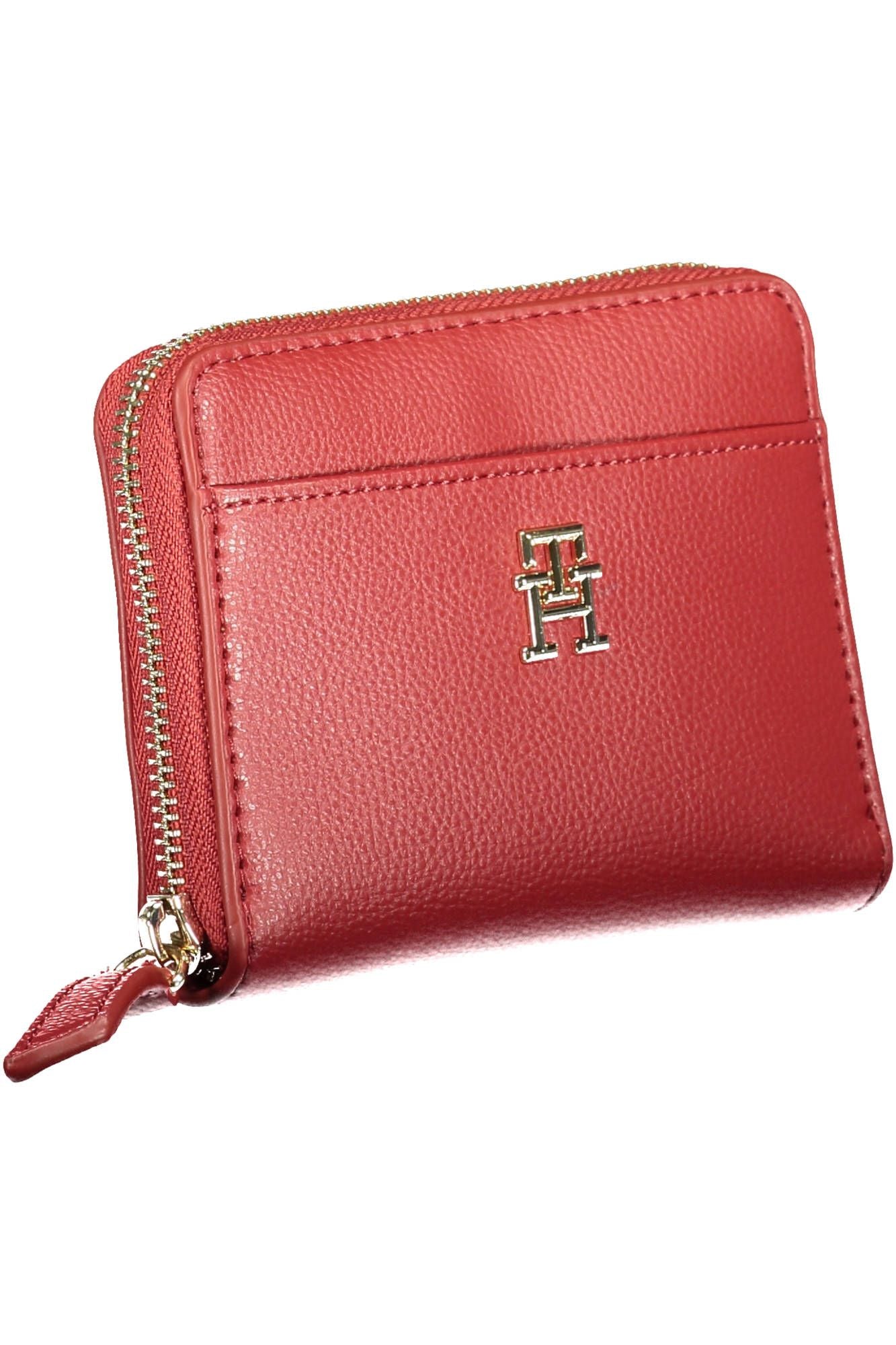 Elegant Red Zip Wallet with Contrasting Detailing