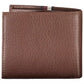 Elegant Leather Wallet with Contrasting Detail