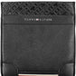 Chic Black Shoulder Bag with Contrasting Details